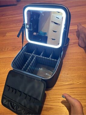 Amazon Black Lighted Makeup Organizer Case with Mirror
